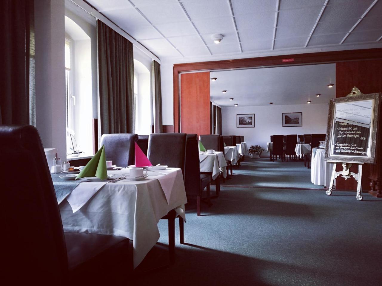 Hotel Dorfschaenke Büdelsdorf Eksteriør billede